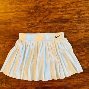 Nike NikeCourt Victory Tennis Skirt in Ice Blue